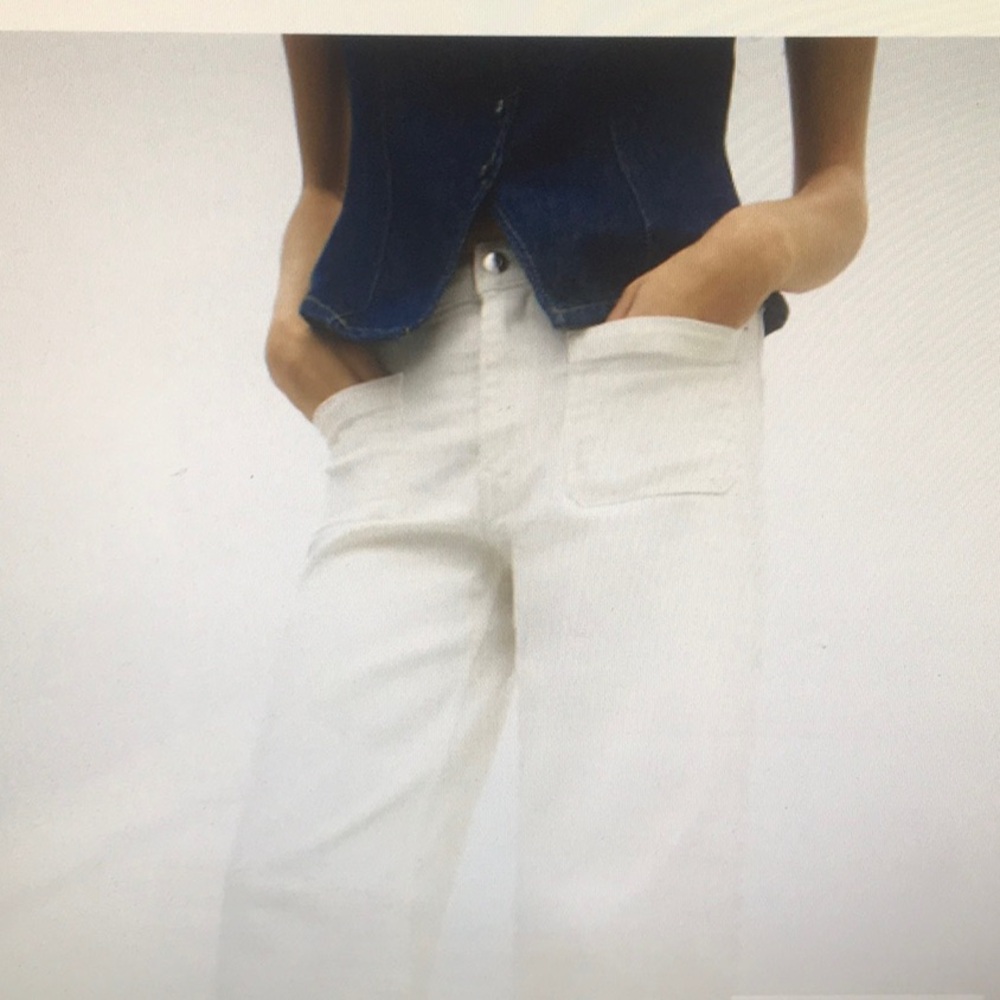 H&M/ IVORY-WIDE HIGH PATCH POCKET WAIST STRETCH JEANS/ NEW